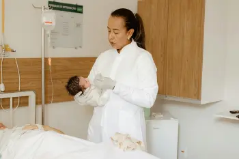 klinik bersalin