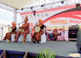 kebudayaan suku banjar pada kesenian madihin